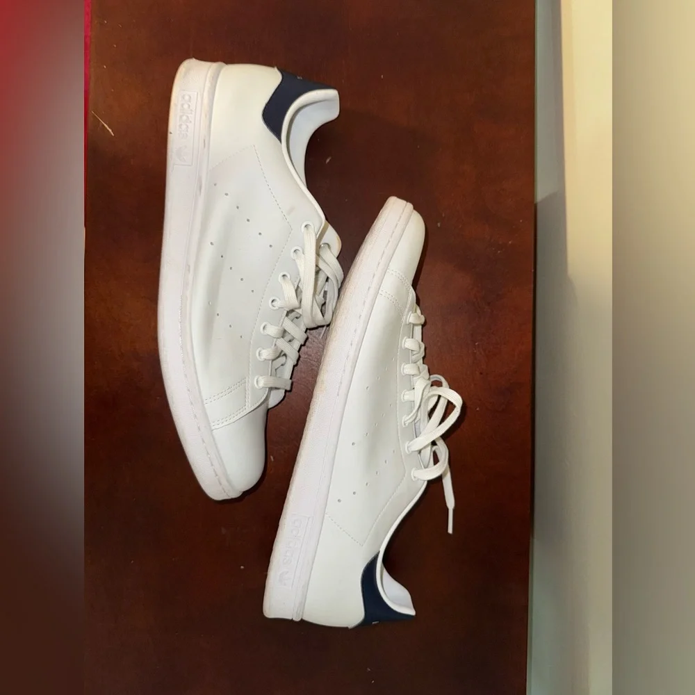 Adidas Men's White and Black Sneakers